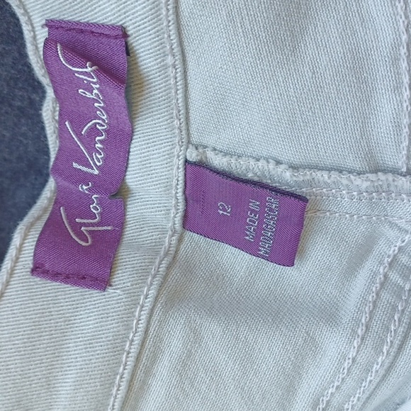Gloria Vanderbilt Amanda jeans, slimming, khaki - Picture 7 of 7